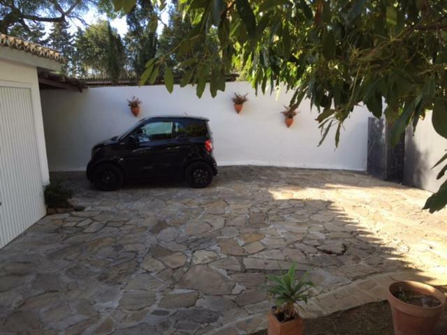 Villa With Heated Pool And Jacuzzi Close To Puerto Banus And Beach Estepona Extérieur photo
